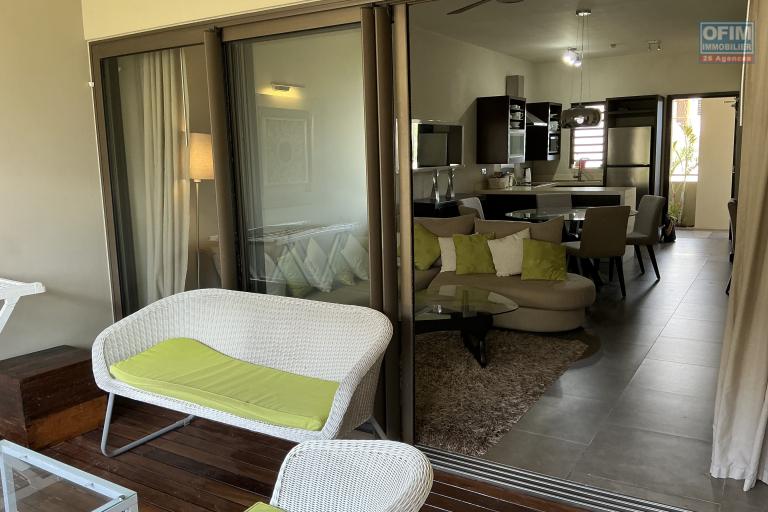 À LOUER coeur de Grand Baie , Appartement 2 chambres dans complexe sécurisé , Coup de coeur assuré