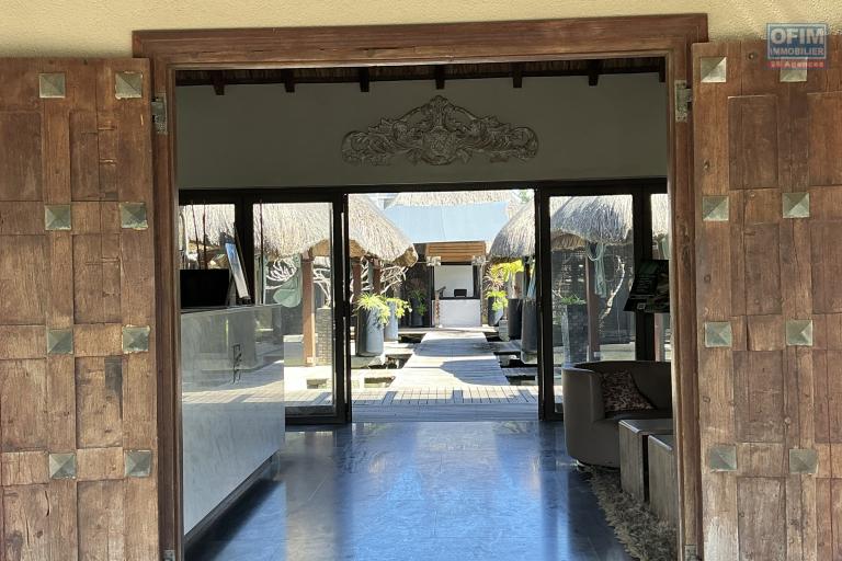 À LOUER coeur de Grand Baie , Appartement 2 chambres dans complexe sécurisé , Coup de coeur assuré