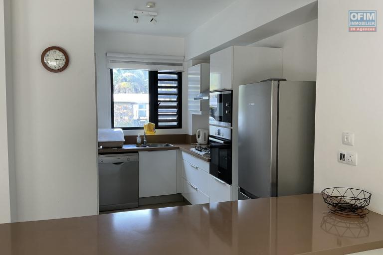 MARCH&Eacute; LOCAL .  AZURI SMART CITY  ROCHES NOIRES - DUPLEX 3 CHAMBRES AVEC ROOFTOP VUE MER