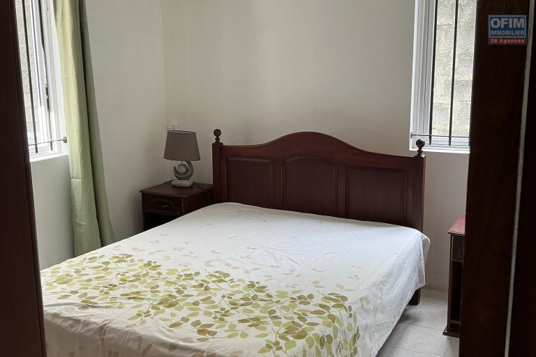 A LOUER à Trou aux Biches, appartement 1 chambre en rez de jardin