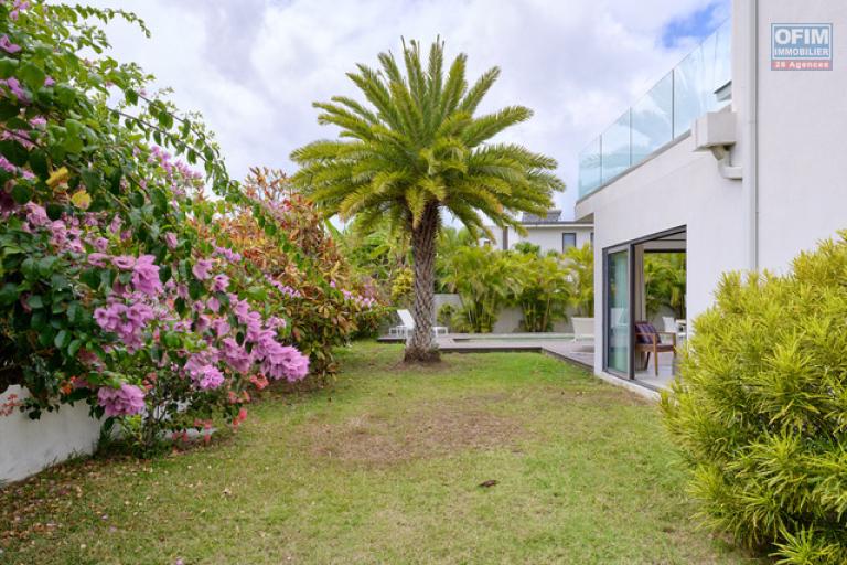 A LOUER , Villa 4 chambres – Trou aux Biches, a 3 min de la plage