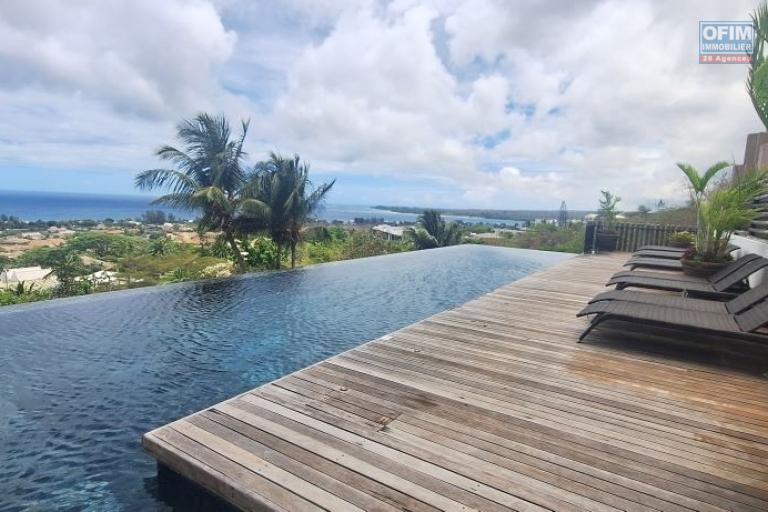 Accessible aux étrangers Appartement TAMARIN - RIVIERE NOIRE - MORNE – photo 3 sur 17 – Piscine avec vue mer