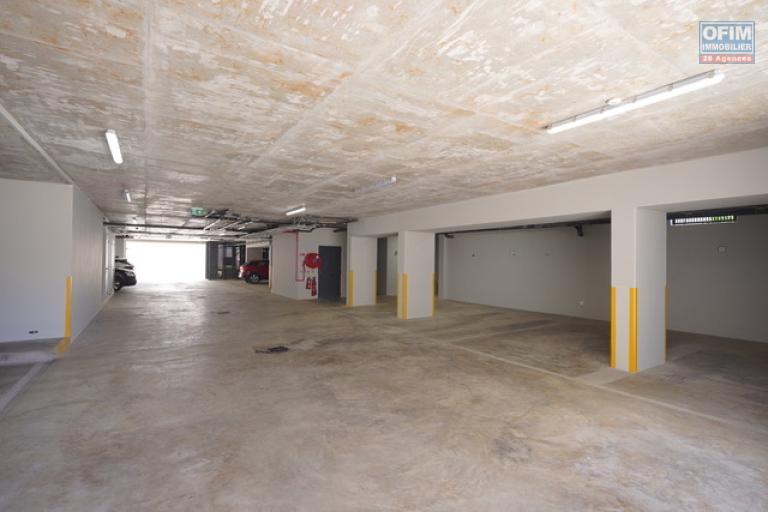 Accessible aux étrangers Appartement MONT CHOISY - TROU AUX BICHES – photo 11 sur 12 – Parking