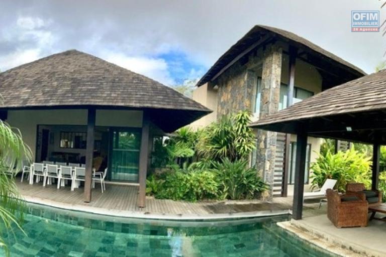 Accessible aux étrangers Maison / Villa GRAND GAUBE - CALODYNE – photo 14 sur 14 – Piscine