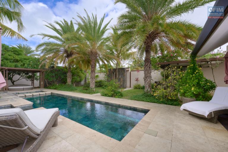 A vendre villa dans une résidence de prestige accessible aux étrangers. A deux minutes du centre de Grand Baie.