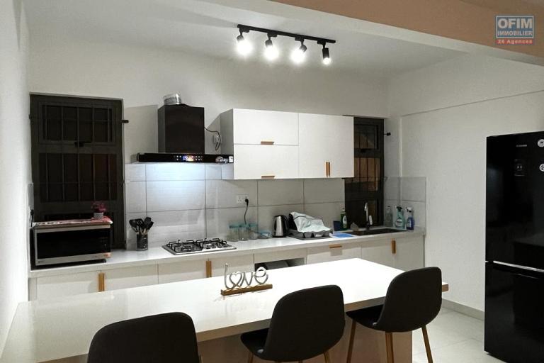 Vente Appartement FLIC EN FLAC - ALBION – photo 6 sur 9 – Cuisine ouverte équipée