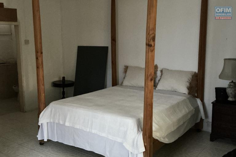 Vente Maison / Villa MONT CHOISY - TROU AUX BICHES – photo 9 sur 16 – Chambre