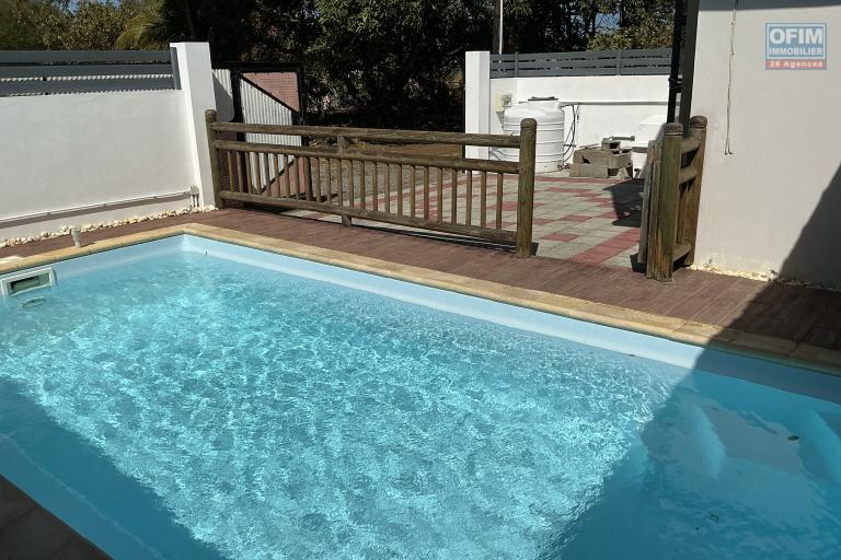 Location Maison / Villa GRAND GAUBE - CALODYNE – photo 5 sur 10 – Piscine