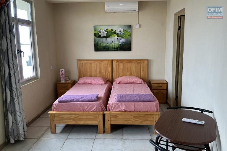 Location Maison / Villa GRAND BAIE - PEREYBERE - POINTE AUX CANONNIERS – photo 10 sur 19 – Chambre