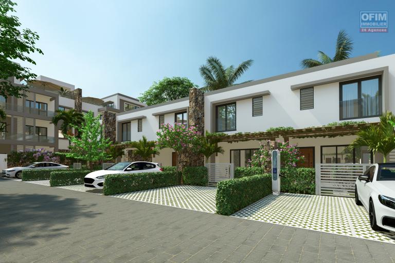 Accessible aux étrangers Maison / Villa TAMARIN - RIVIERE NOIRE - MORNE – photo 2 sur 5 – Immeuble