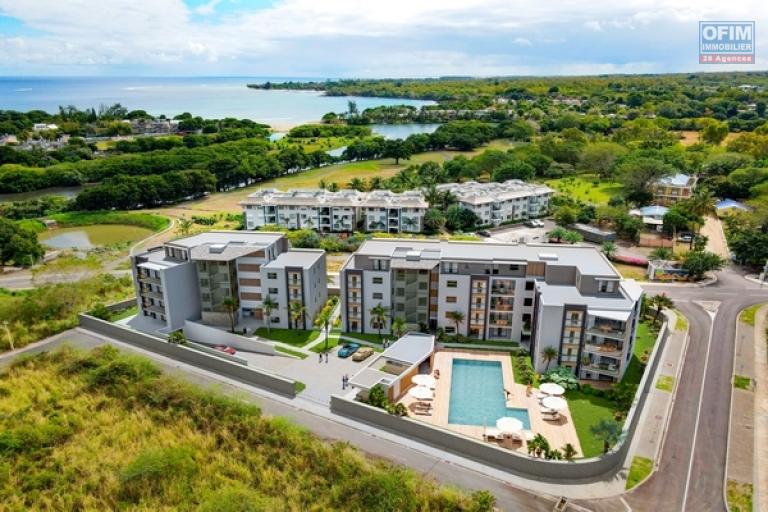 Accessible aux étrangers Appartement TAMARIN - RIVIERE NOIRE - MORNE – photo 1 sur 5 – Immeuble