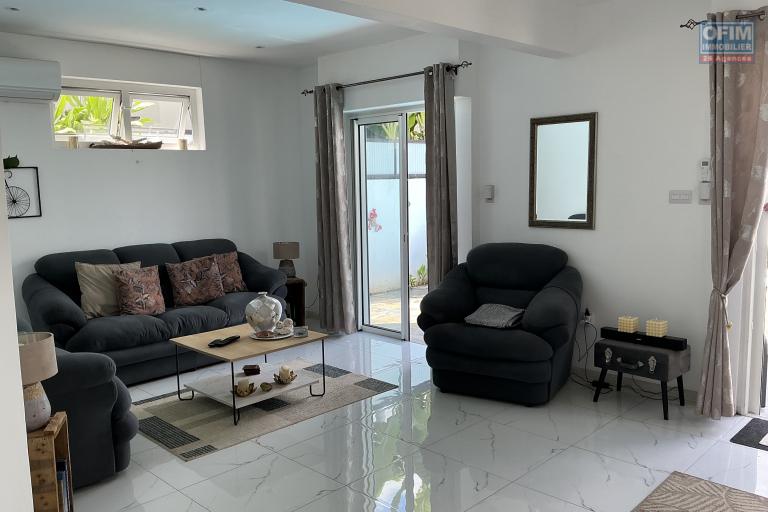 Location Maison / Villa GRAND GAUBE - CALODYNE – photo 6 sur 14 – Salon