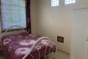 Flic En Flac à vendre deux duplex trois chambres en excellent état situé dans un quartier calme et proche de toutes commodités.