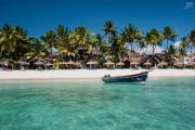 Vente villa de standing de 3 chambres à coucher accessible aux étrangers et aux mauriciens à 100 mètres de la plage de Trou aux Biches.