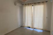 Flic en Flac à louer duplex non meublé 3 chambres avec piscine situé dans un quartier calme.