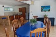 Votre Oasis Privée : Grand Appartement avec Piscine et Jardin Proche Pereybere/Grand Baie