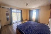  À louer – Flic en Flac Agréable villa 3 chambres avec piscine, située dans un quartier résidentiel calme.