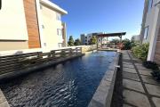 À louer – Flic en Flac Magnifique et récent appartement 3 chambres situé en rez-de-chaussée, avec piscine commune et parking sécurisé.