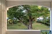 Flic En Flac à louer duplex trois chambres avec piscine situé dans un complexe sécurisé au calme et à deux pas de la plage et des commerces.