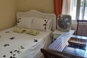 BAIN BOEUF.  Charmant studio a louer a 100 m de la plage, dans residence securisee.