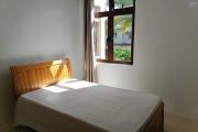 Flic en Flac – À louer Bel appartement 3 chambres avec parking, situé au Rez de chaussée, à seulement 5 minutes à pied de la plage et des commerces.