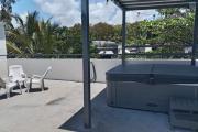À VENDRE – IMMEUBLE MODERNE AVEC FORTE RENTABILITÉ LOCATIVE – POSTE LAFAYETTE