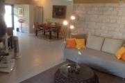Grande villa neuve de 2990p2 comprenan 6 càc à Calodyne