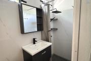 Albion  Appartement 2 chambres avec piscine, en rez-de-chauss&eacute;e, au calme