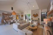 A vendre magnifique villa dans une residence accessible aux etrangers &agrave; Grand Baie, La Salette.