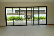 Villa F4 avec piscine Vivez dans le luxe et le confort proche centre commercial de la Croisette de Grand Baie dans un lotissement privé Bois Chandelle
