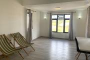 Flic En Flac île Maurice à louer récente villa cinq chambres avec piscine et garage située dans un morcellement sécurisé au calme.