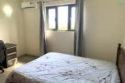 Flic En Flac île Maurice à louer récente villa cinq chambres avec piscine et garage située dans un morcellement sécurisé au calme.