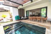 Rivière Noire, Île Maurice – Superbe Duplex de Prestige avec Piscine Privée et Accès Rivière – Réservé aux Acheteurs Mauriciens