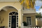 A LOUER a Pereybere, maison 3 chambres a coucher avec piscine, dans résidence sécurisée