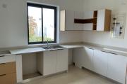 À vendre – Appartement neuf de 2 chambres en résidence sécurisée avec piscine à Grand Baie, île Maurice