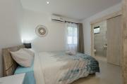 À VENDRE – Élégante villa contemporaine à Grand Baie, île Maurice. Marche local uniquement