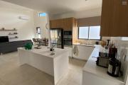 🏡 VILLA CONTEMPORAINE À VENDRE – GRAND BAIE