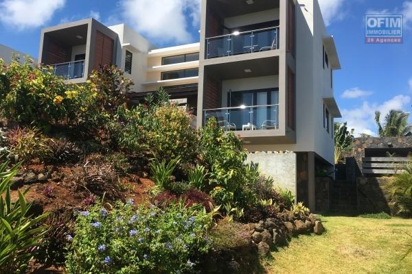 A vendre une villa de 4 chambres en statut RES éligible aux étrangers avec permis de résidence permanent