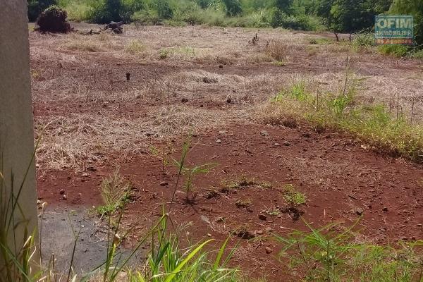 Vente très beau terrain de 1199 m2 dans un morcellement hautement sécurisé à Balaclava.