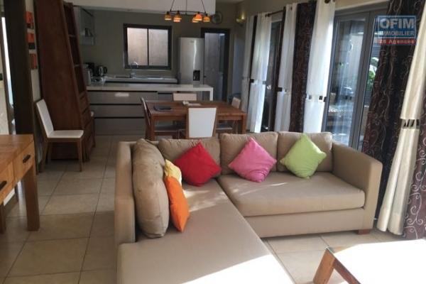 Accessible aux étrangers et aux mauriciens: A vendre une villa au statut RES éligible aux étrangers et aux mauriciens située dans le nord de l’ile Maurice et à 1000 mètres de la plage et des centres commerciaux.