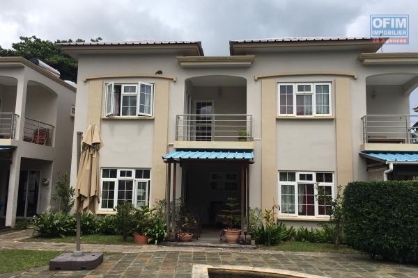A louer maison de 3 chambres à 50 mètres de la plage à Trou aux Biches.
