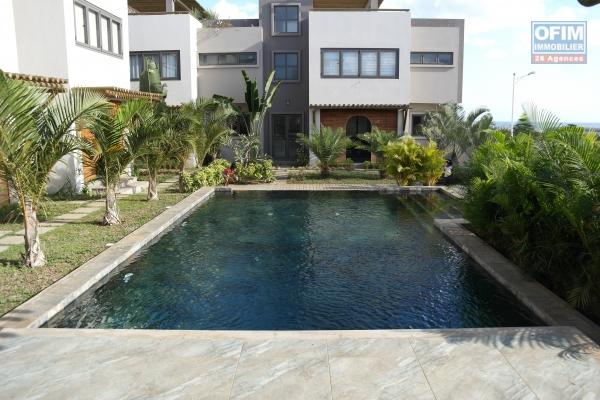 Flic en Flac à vendre magnifique studio avec piscine dans une résidence sécurisée au calme.