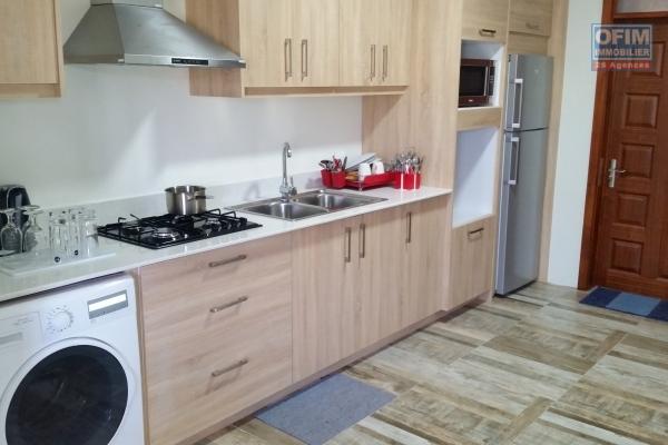 Location long terme pour Flic en Flac appartement moderne avec piscine
