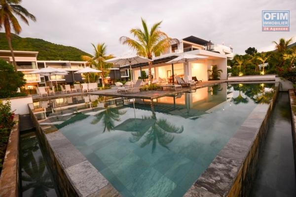 A louer superbe appartement dans une résidence de prestige au bord de l’océan.