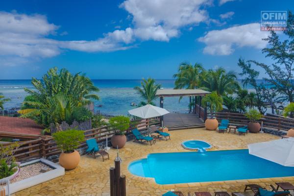 Tamarin à louer à agréable appartement duplex deux chambres situées au bord de l’océan avec piscine au calme.