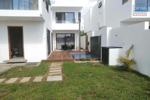 A vendre villa proche mer ( 350 m ) et commodités a Trou Biches / Pointe Aux Biches .