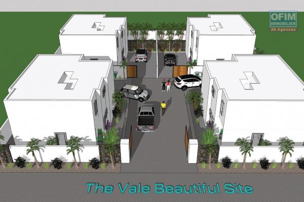 Quatre villas à  la vente, située à The Vale  à deux minutes de la croisette dans un endroit résidentiel