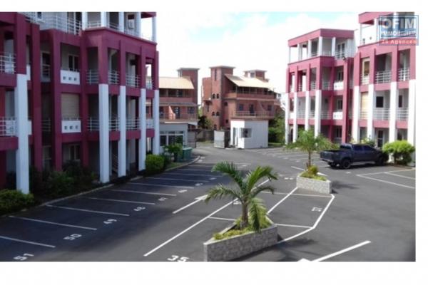 A vendre appartement de type F3 avec une piscine commune dans une résidence sécurisée et calme à Pereybère.