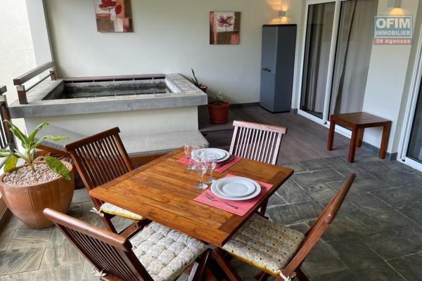 For sale an apartment TO FOREIGNERS AND MAURICIANS ideally located in Bain B&oelig;uf, 20 meters from the beach.