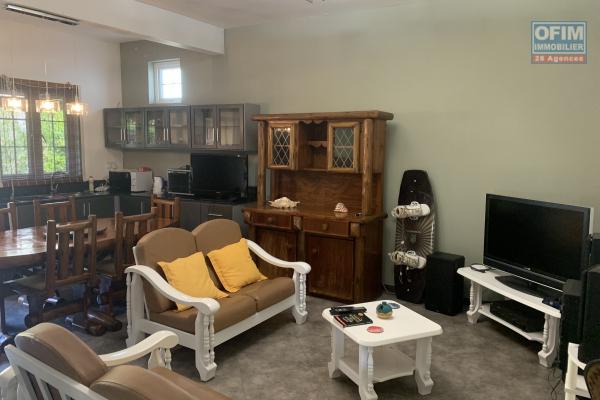 Floréal à louer ravissant appartement 2 chambres situé dans un quartier résidentiel et calme